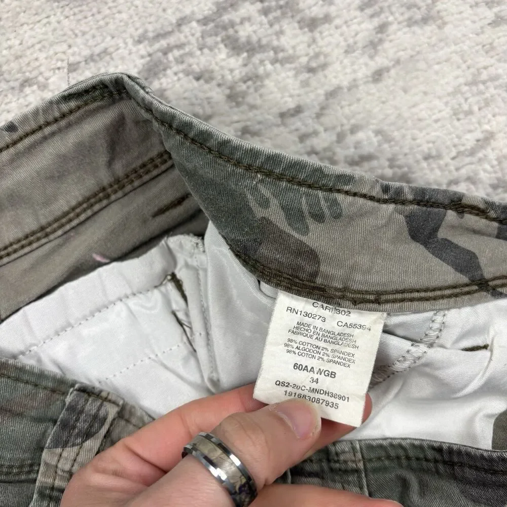 Wrangler Shorts Men Green Camo Cargo Pockets Relaxed Stretch Utility Y2K Size 34 - Picture 4 of 5